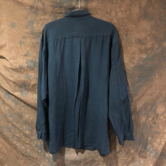 Mens casual button down dress shirt by Go Silk - Picture 6 of 6